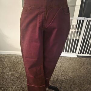 Women's Cropped Pants in Burgundy - Comfortable Ankle-Length